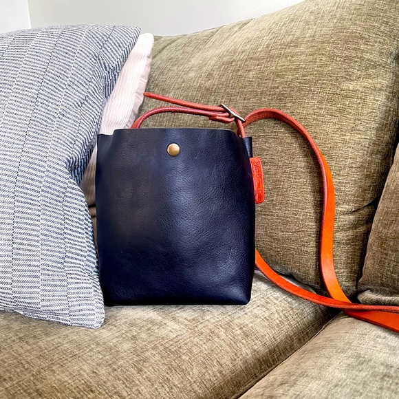 Handmade Navy Blue Leather Bucket Bag - Picture 1 of 8